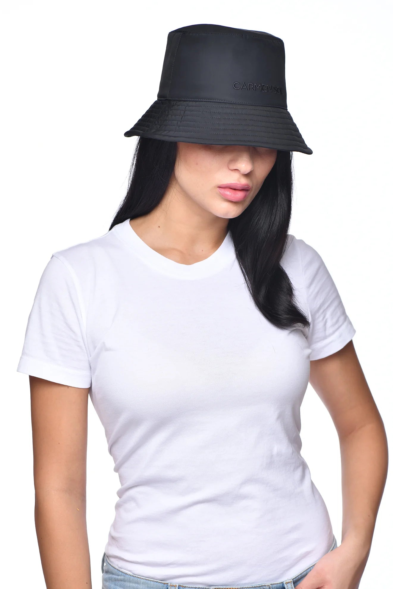 Raquel nylon bucket hat